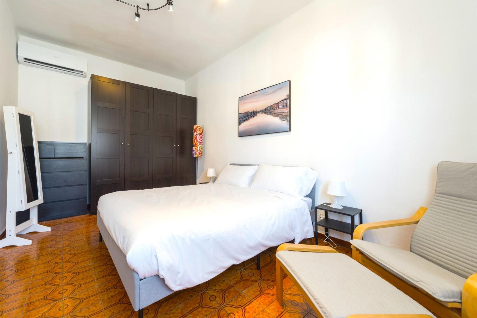 Hostly-Ai Due Passi Apartment Pisa Bagian luar foto