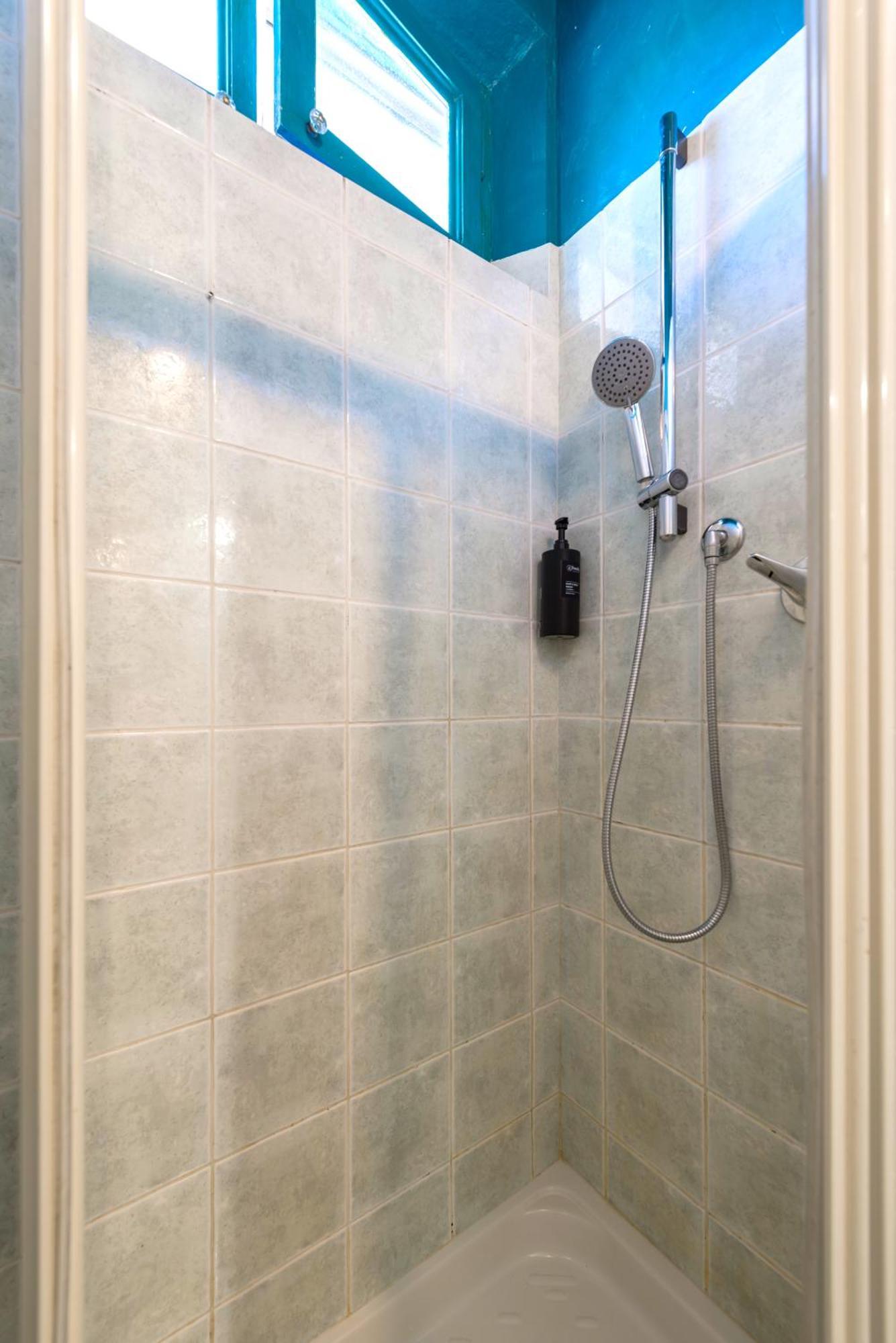Hostly-Ai Due Passi Apartment Pisa Bagian luar foto