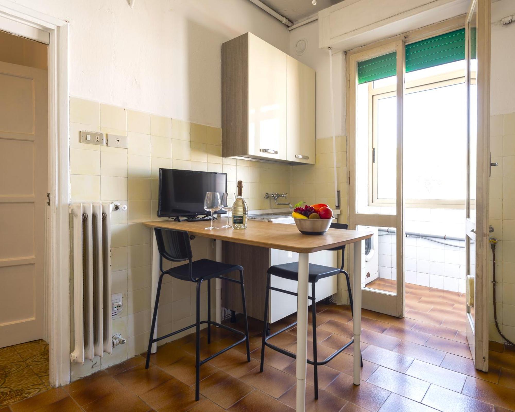 Hostly-Ai Due Passi Apartment Pisa Bagian luar foto
